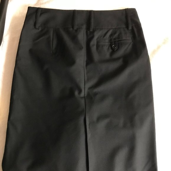 Zara Front and back cut black skirt_Size 4. - Picture 5 of 6